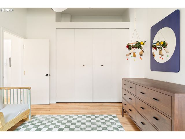 7323 Sw 24TH Ave, Portland, OR 97219