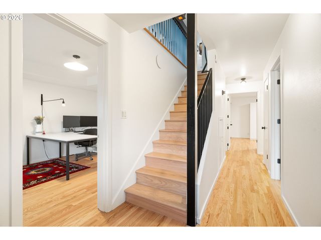 7323 Sw 24TH Ave, Portland, OR 97219