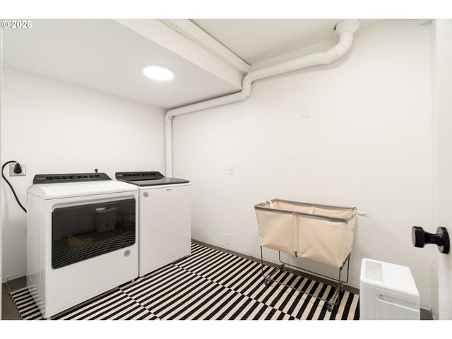 7323 Sw 24TH Ave, Portland, OR 97219