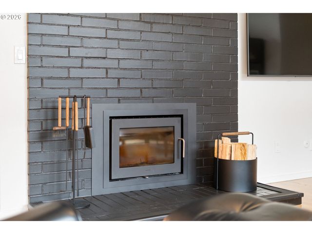 7323 Sw 24TH Ave, Portland, OR 97219