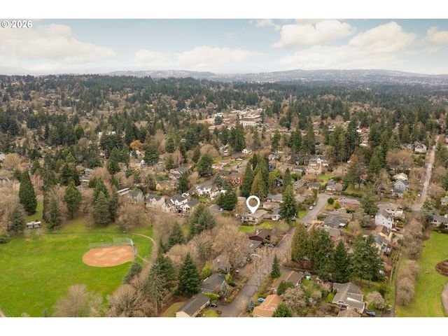 7323 Sw 24TH Ave, Portland, OR 97219