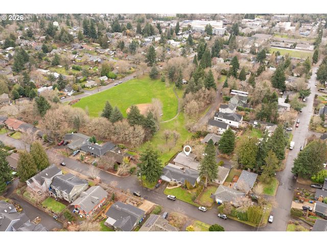 7323 Sw 24TH Ave, Portland, OR 97219
