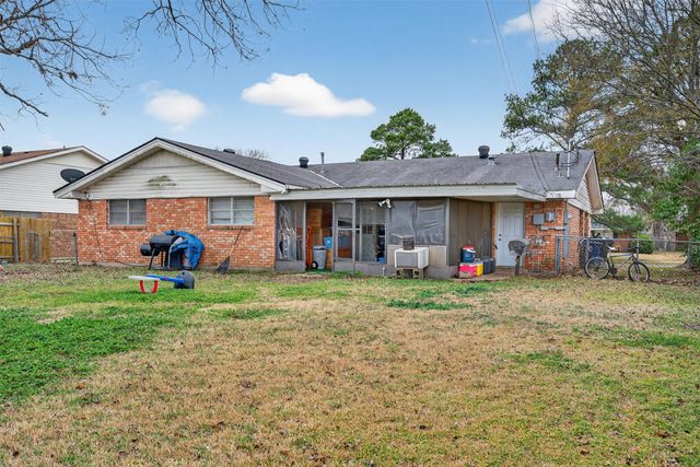 6121 Kathy Lane, Shreveport, LA 71105