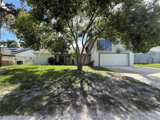 12210 QUAIL RUN ROW, Hudson, FL 34667