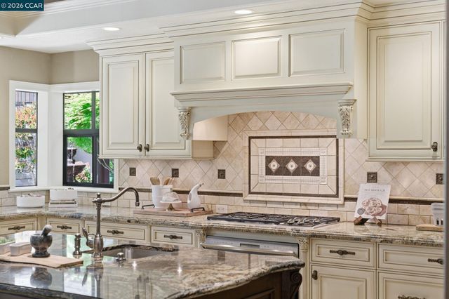 51 Red Cypress Ct, Danville, CA 94506