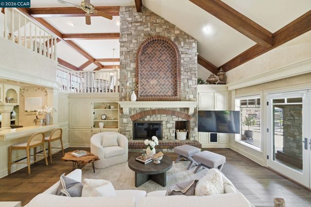 51 Red Cypress Ct, Danville, CA 94506