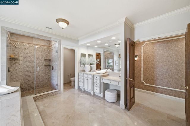 51 Red Cypress Ct, Danville, CA 94506