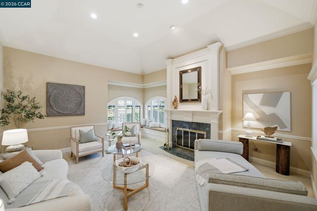 51 Red Cypress Ct, Danville, CA 94506