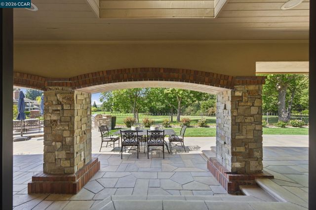 51 Red Cypress Ct, Danville, CA 94506