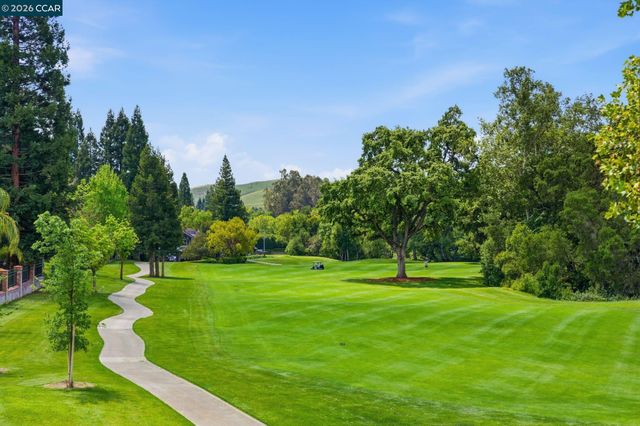 51 Red Cypress Ct, Danville, CA 94506