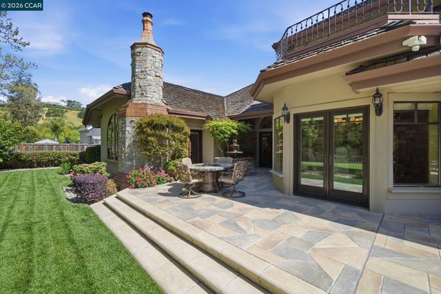 51 Red Cypress Ct, Danville, CA 94506