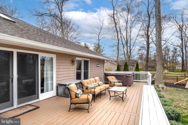 19 GREENWOOD SHLS, Grasonville, MD 21638