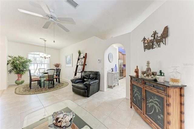 7814 48TH AVENUE E, Bradenton, FL 34203