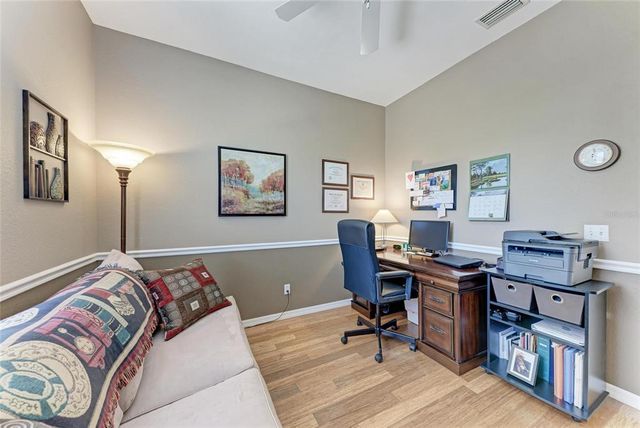 7814 48TH AVENUE E, Bradenton, FL 34203