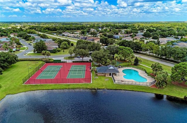 7814 48TH AVENUE E, Bradenton, FL 34203