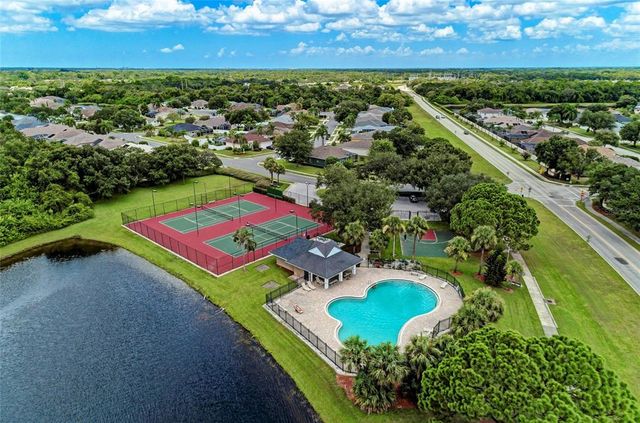 7814 48TH AVENUE E, Bradenton, FL 34203
