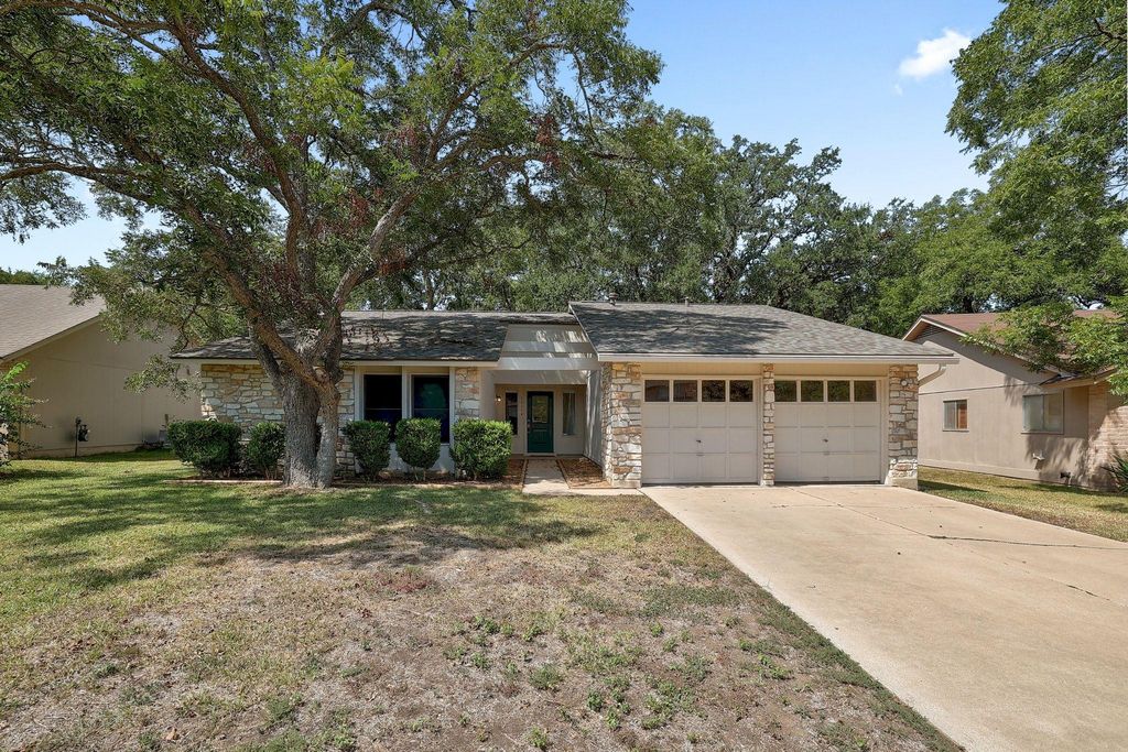 12114 Scissortail DR, Austin, TX 78750