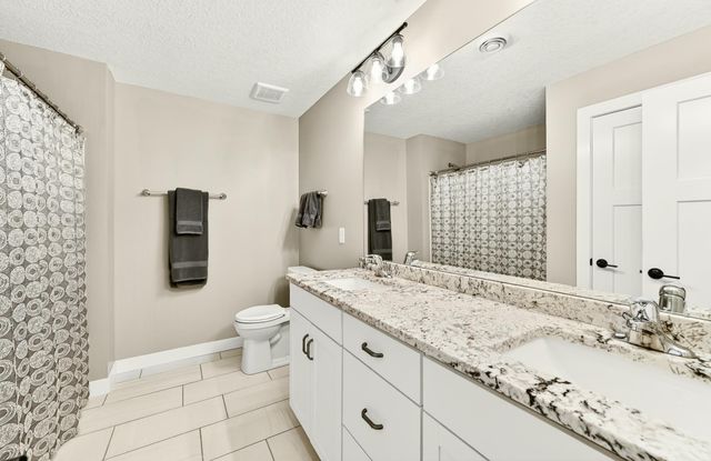 5443 Ridgeview Drive NW, Rochester, MN 55901