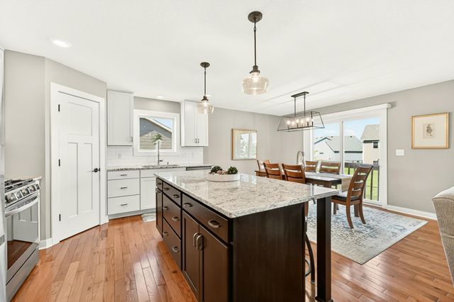 5443 Ridgeview Drive NW, Rochester, MN 55901