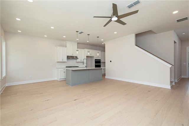 1989 Carver Lane NE 46, Marietta, GA 30066