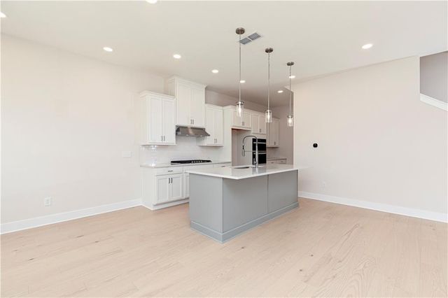 1989 Carver Lane NE 46, Marietta, GA 30066