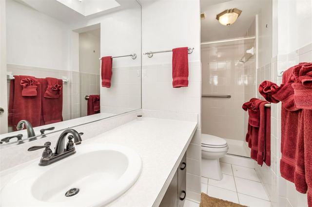 425 30TH AVENUE W C112, Bradenton, FL 34205