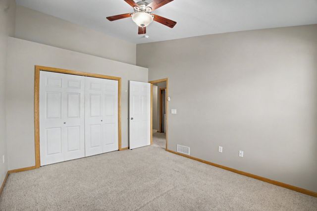 8302 Westown Parkway 5107, West Des Moines, IA 50266