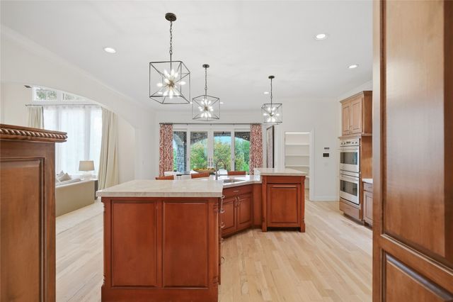 10703 S Forest Avenue, Jenks, OK 74037