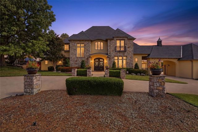 10703 S Forest Avenue, Jenks, OK 74037