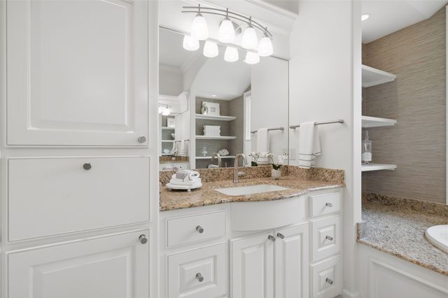 10703 S Forest Avenue, Jenks, OK 74037