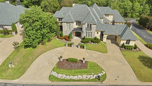 10703 S Forest Avenue, Jenks, OK 74037