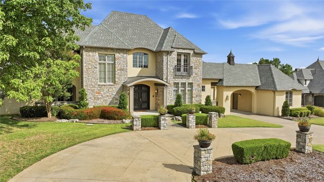 10703 S Forest Avenue, Jenks, OK 74037