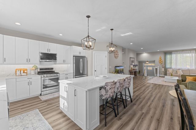 7473 96th Street S, Cottage Grove, MN 55016