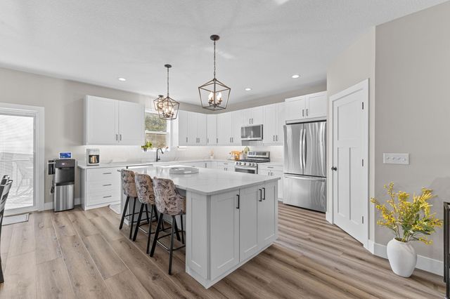7473 96th Street S, Cottage Grove, MN 55016