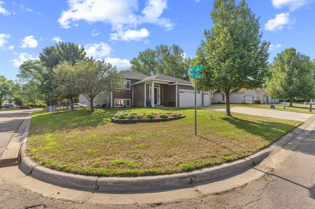 7473 96th Street S, Cottage Grove, MN 55016