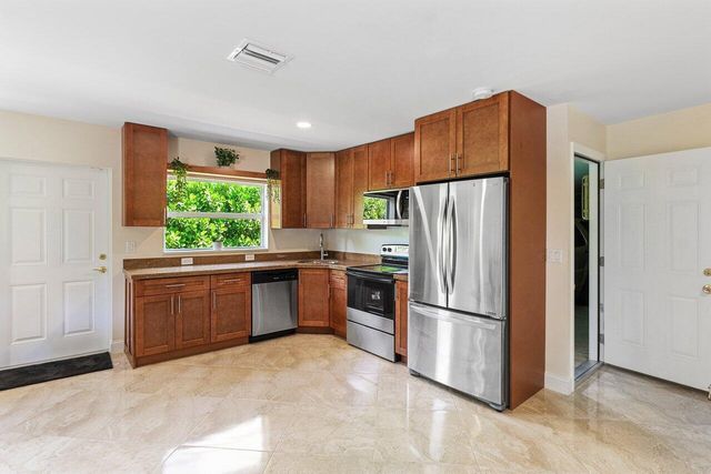 1650 NE 3rd Avenue, Delray Beach, FL 33444