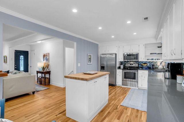 14 Scarlett Street, Greenville, SC 29607