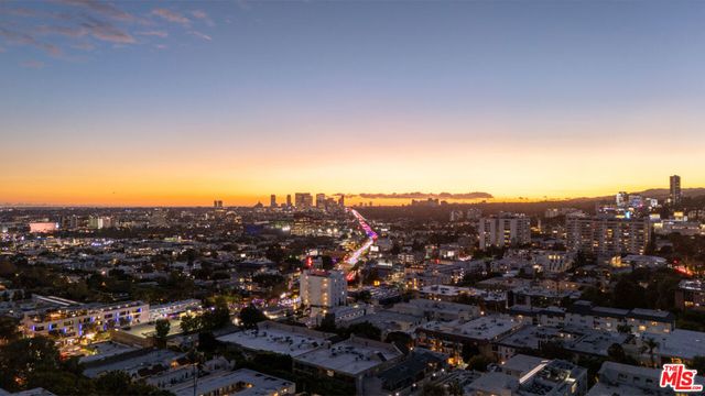 1253 N Sweetzer Avenue 6, West Hollywood, CA 90069