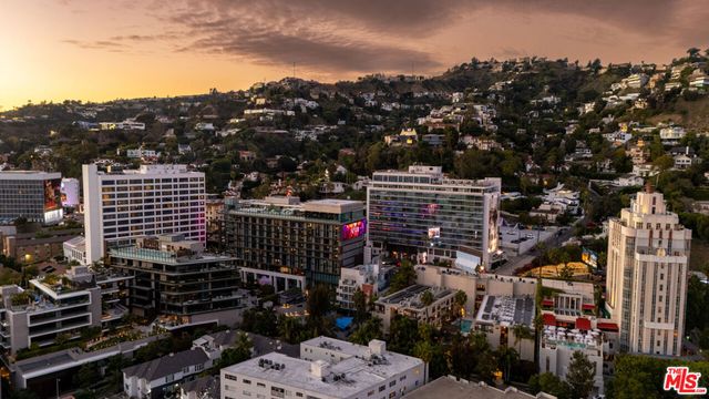 1253 N Sweetzer Avenue 6, West Hollywood, CA 90069