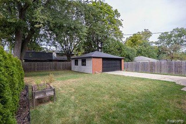 1611 Hazel Street, Birmingham, MI 48009
