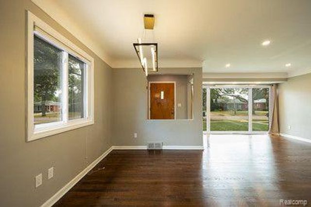 1611 Hazel Street, Birmingham, MI 48009