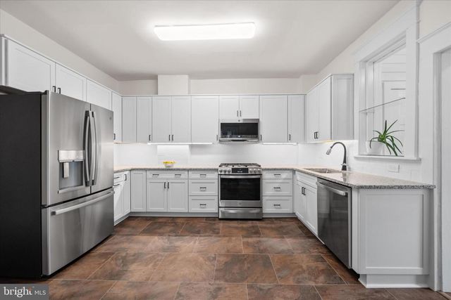 1803 WOODLAWN AVE, Wilmington, DE 19806