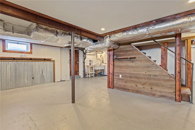 22 Phillips Avenue, Warwick, RI 02888