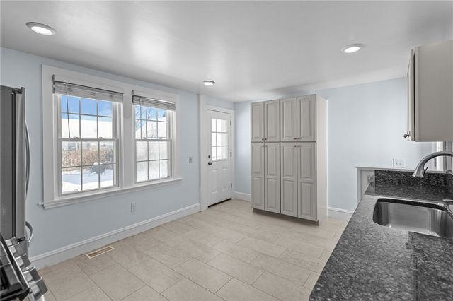 22 Phillips Avenue, Warwick, RI 02888