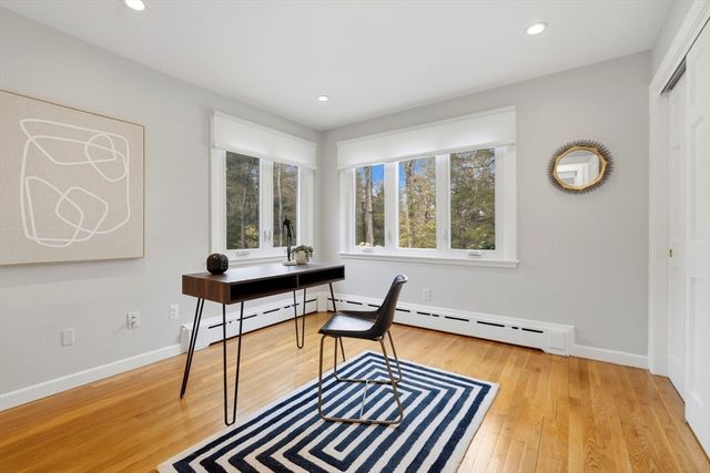 31 Huckleberry Hill Rd, Lincoln, MA 01773