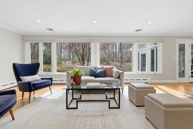 31 Huckleberry Hill Rd, Lincoln, MA 01773
