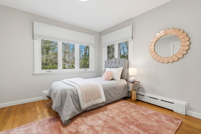 31 Huckleberry Hill Rd, Lincoln, MA 01773