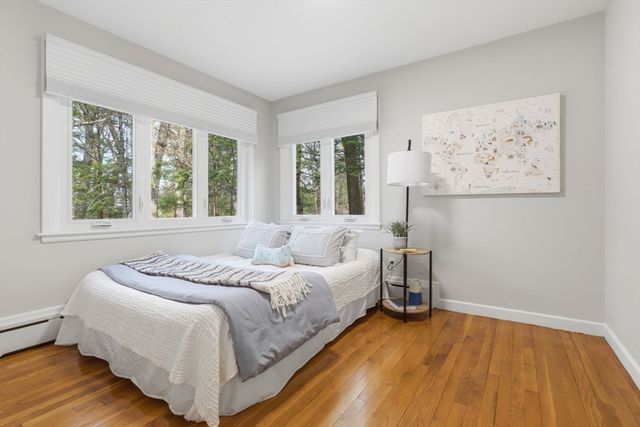 31 Huckleberry Hill Rd, Lincoln, MA 01773