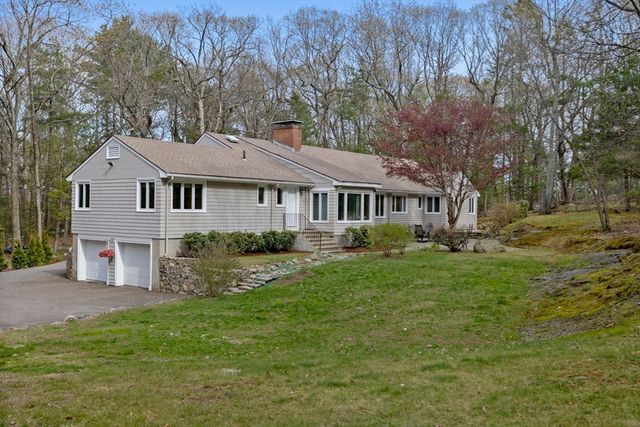 31 Huckleberry Hill Rd, Lincoln, MA 01773