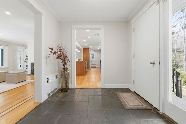 31 Huckleberry Hill Rd, Lincoln, MA 01773